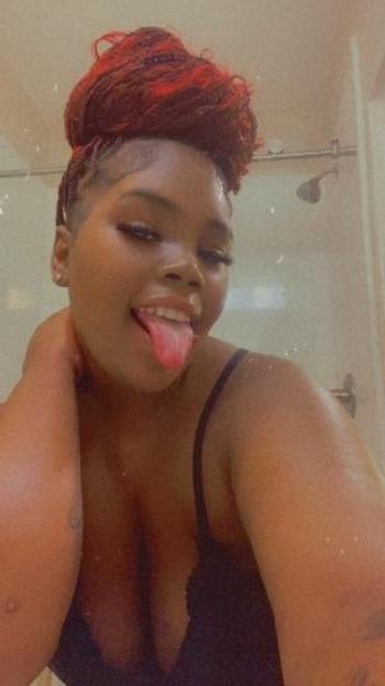 Passion, 24  female escort, Baton Rouge