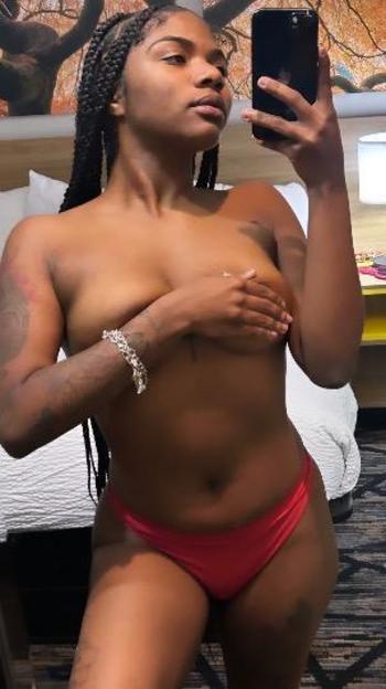 Emoni, 21  female escort, Baton Rouge