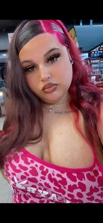 Icelyn, 20  female escort, Baton Rouge