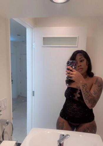 Kaylee, 26  female escort, Baton Rouge