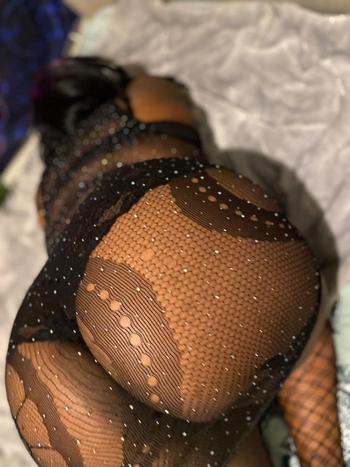 504-882-7814, 31  female escort, Baton Rouge