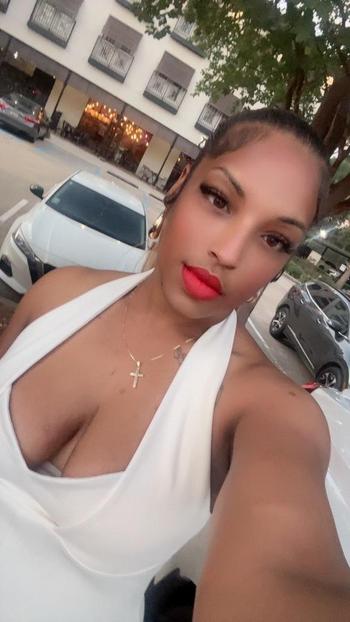 Ayla, 28  female escort, Baton Rouge