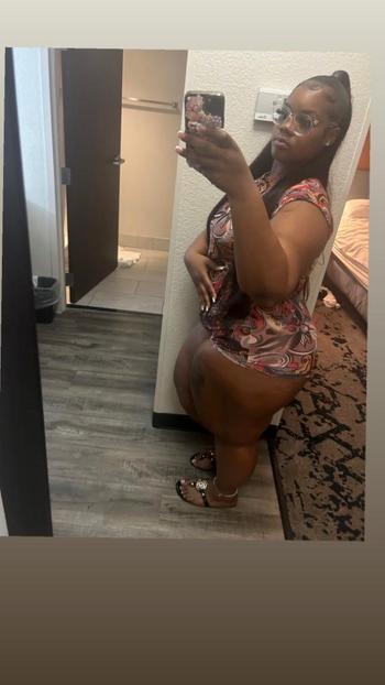 Exclusivehoneeybee, 26  female escort, Baton Rouge