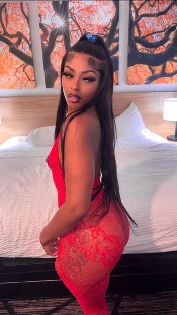 LADY , 24  female escort, Baton Rouge
