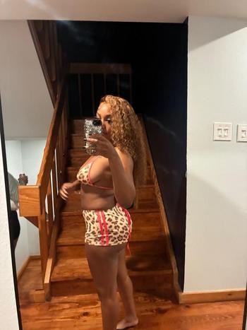 Slim, 23  female escort, Baton Rouge